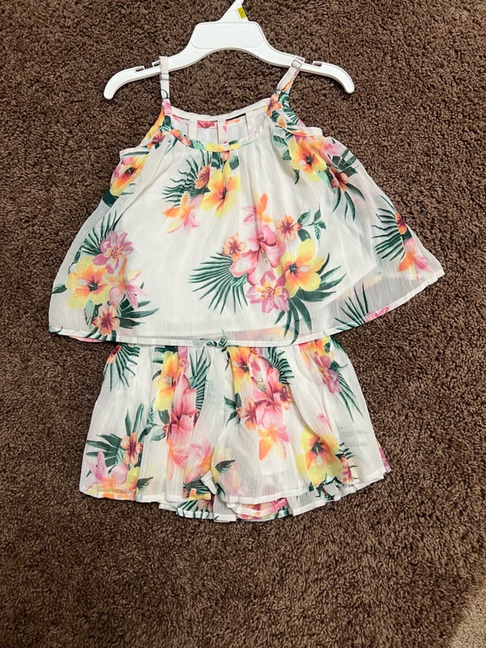 Abercrombie Kids 5/6 Tropical Floral flowy top and flowy skorts.